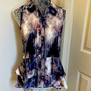 Simply Vera Verawang sleeveless shirt NWOT